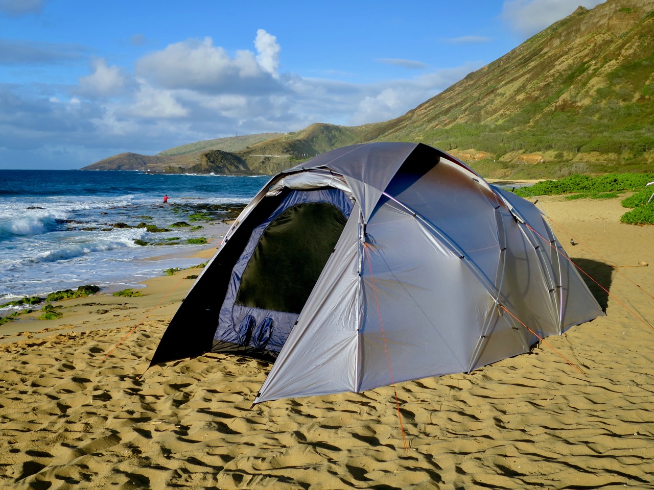 Exploring the Comfort and Convenience of Tents with AC Port插图1